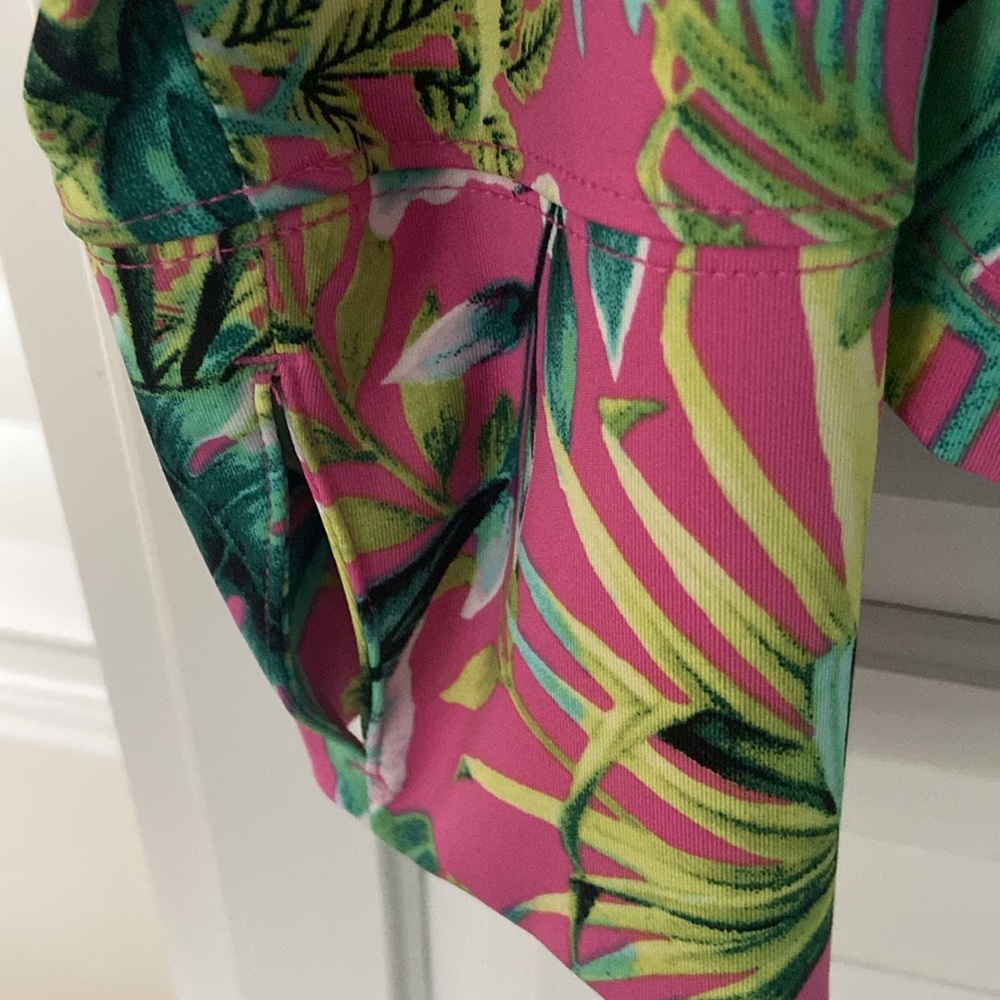 Tommy Bahama 3/4 Zip Active Top size L - Picture 4 of 5